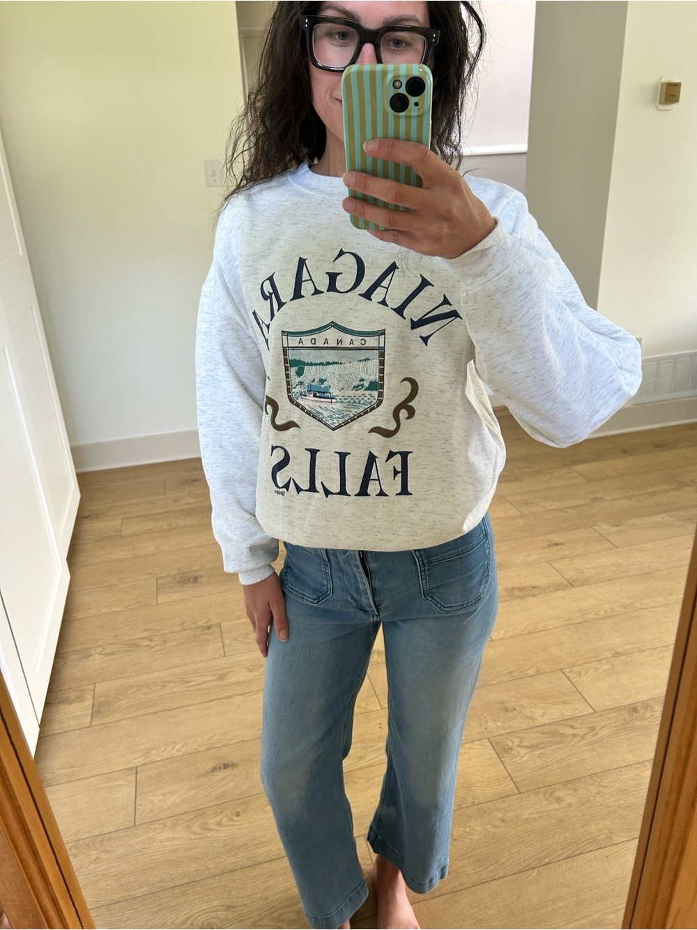 Vintage Light Heather Gray Niagara Falls Crewneck Sweatshirt - Picture 2 of 4